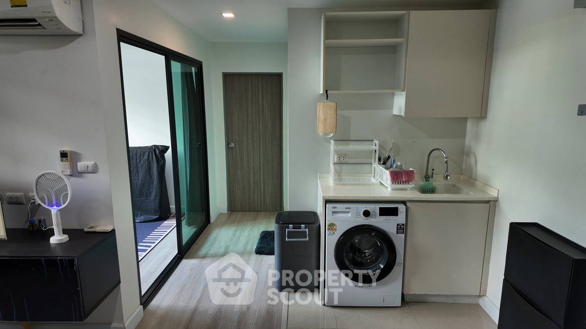 picture 2-BR Condo At Metro Luxe Ratchada Near MRT Huai Khwang (ID 3419060) - 4/11