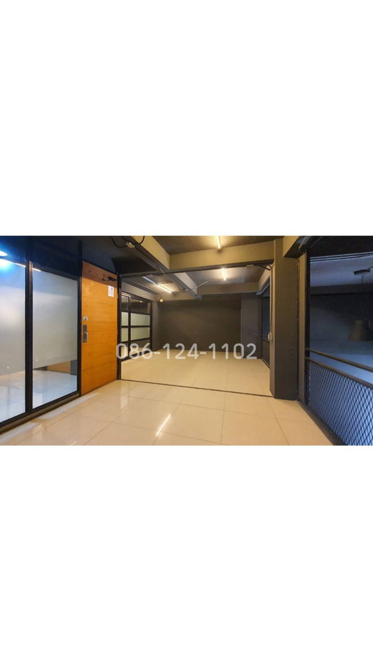 picture Commercial building with House for sales - 13/56