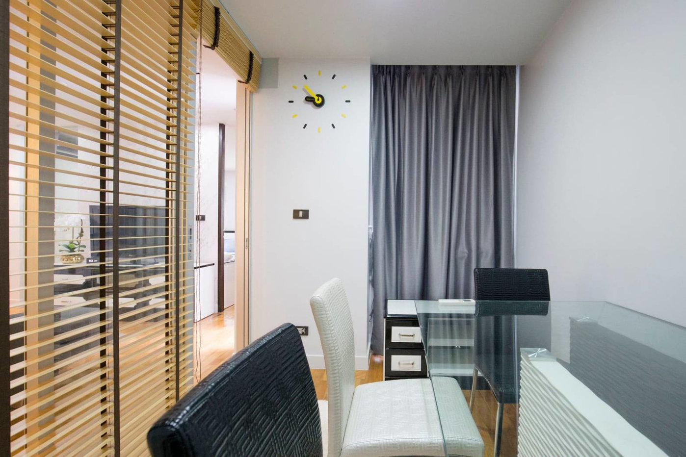 รูป ขาย Quad Silom 2 ห้องนอน 54 ตร.ม. ใจกลางสีลม ใกล้ BTS ช่องนนทรี 🏙️✨ - รูปที่ 5/9