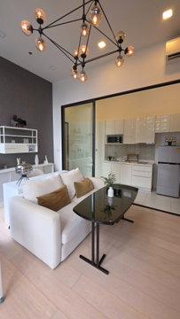 For Rent Chewathai Residence Asoke — 1 Bedroom | BTS Ekkamai | Fully Furnished GTN-1047