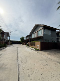 รูปภาพ Anasiri House for rent, Lam Luk Ka Ring Road, near the central area.