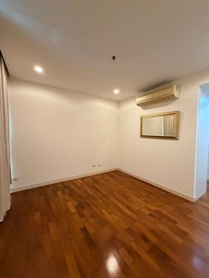 picture Baan Siri 31 for Sale Spacious 57 sqm near BTS Phrom Phong THB 5,650,000 🌳 - 5/12