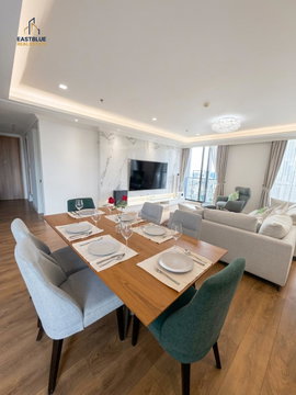 three bed room Noble BE33 for sale