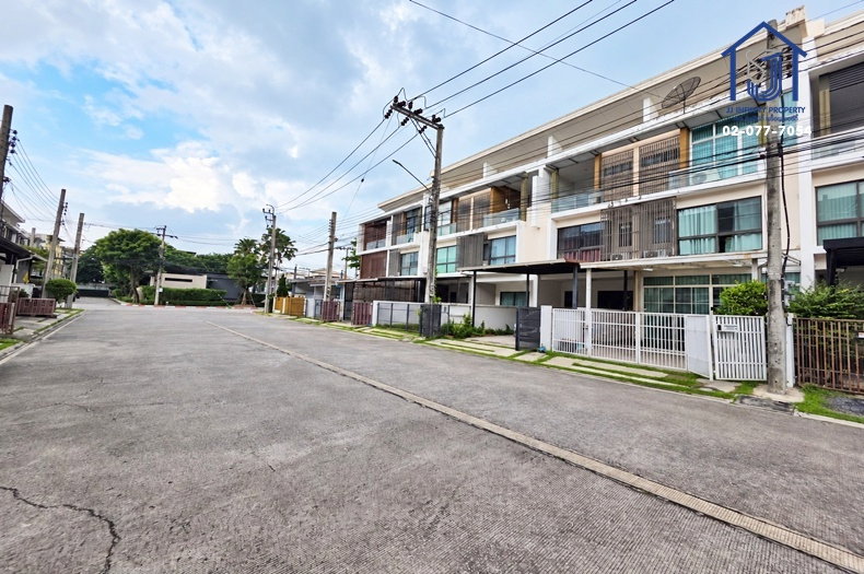 รูป ขายทาวน์โฮม 3 ชั้น The Terrace รามอินทรา 65 ใกล้ทางด่วนฉลองรัช,รถไฟฟ้าสายสีชมพู - รูปที่ 3/17