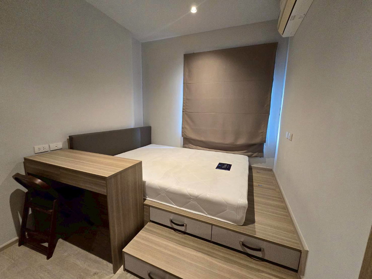 picture Altitude Unicorn Sathorn-Tha Phra for Sale at 2.25M 🚆 - 4/8