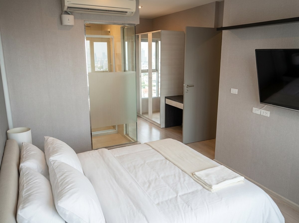 รูป 🏡 ห้องหรู 2 นอน ทำเลทอง ใกล้รถไฟฟ้า เริ่มเพียง 23,000/ด! 

📍 Life Ratchadapisek ส่วนตัวสูง พร้อมอยู่ จบที่นี่เลย - รูปที่ 6/9