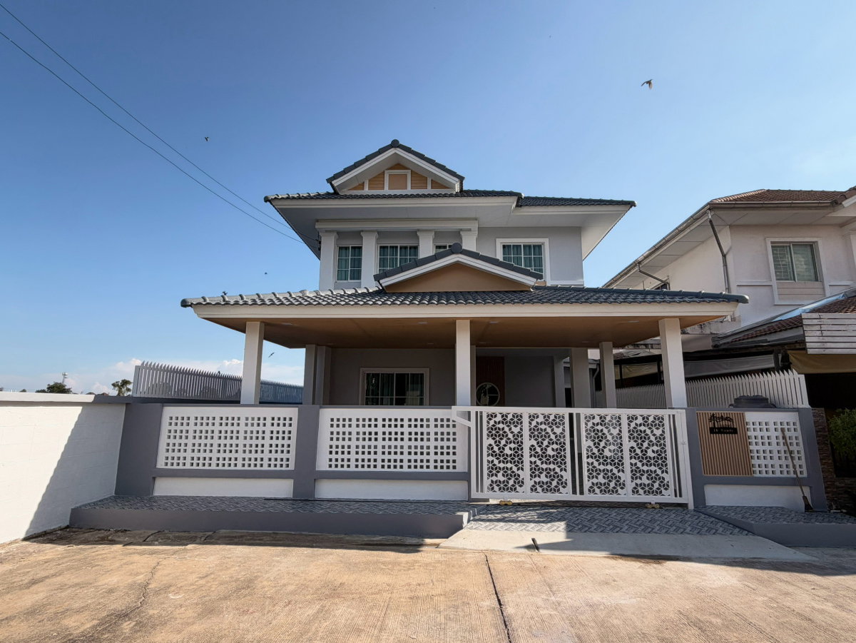 รูป บ้านแฝดสไตล์บ้านเดี่ยว รีโนเวทใหม่ มบ.บุรีรมย์ ถนนเลียบคลองสอง23 ซอยบุรีรมย์21 คลองสามวา เฟอร์นิเจอร์สวยพร้อมอยู่ - รูปที่ 1/19