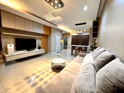 ทาวน์โฮม วิทยาลัยรัชต์ภาคย์เทคโนโลยีและการจัดการ : 🏡🔥 ขายด่วน! ทาวน์โฮมหรู SPACE ลาดพร้าว–เหม่งจ๋าย ตกแต่งสวย เฟอร์นิเจอร์ครบ พร้อมเข้าอยู่ ทำเลใกล้เลียบด่วนรามอินทรา