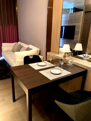 ขายคอนโด : ขายคอนโด THE ESSE at SINGHA COMPLEX 1 ห้องนอน 48 ตร.ม. ใกล้ MRT เพชรบุรี ✨