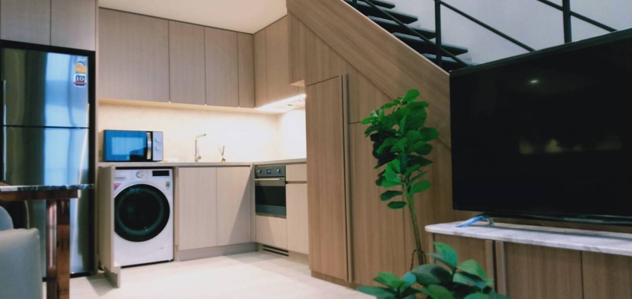 picture For Rent: The Lofts Silom Condo 🏙️ 1 Bed, 1 Bath Near BTS Surasak - 4/8