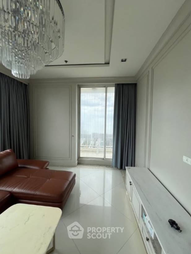 picture Spacious 3-BR 132 Sqm At The Empire Place 400m To BTS Saint Louis (ID 3372339) - 3/4