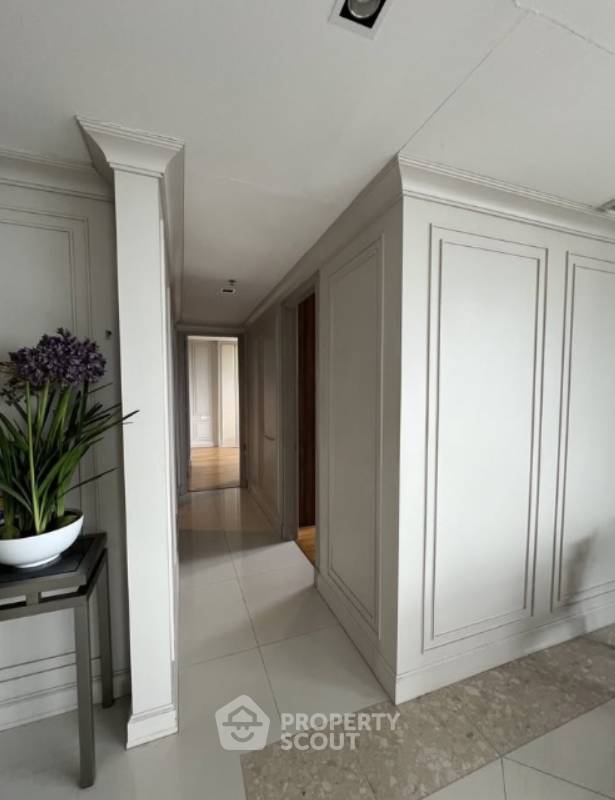 picture Spacious 3-BR 132 Sqm At The Empire Place 400m To BTS Saint Louis (ID 3372339) - 4/4