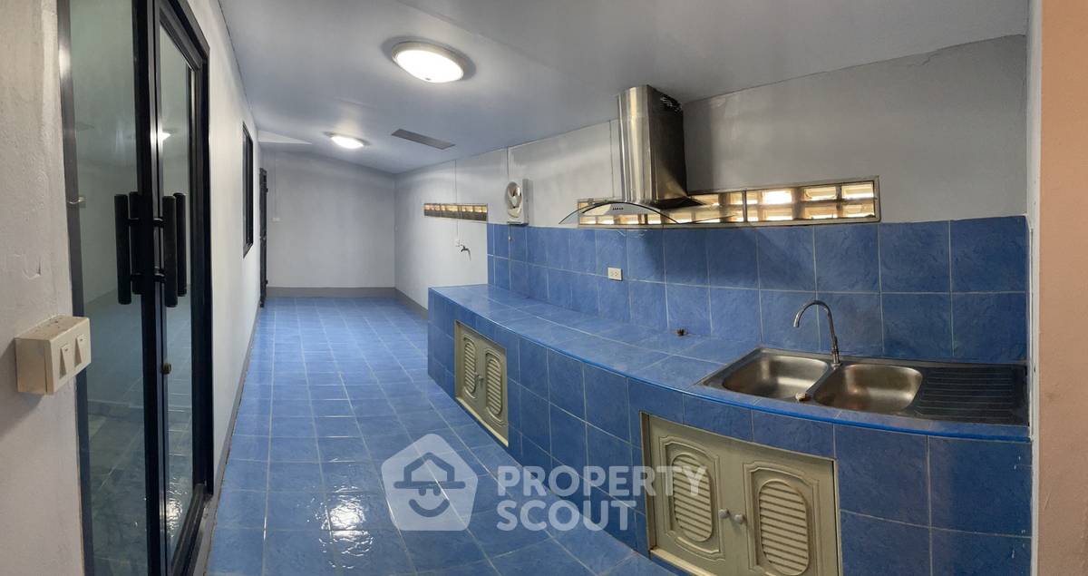 รูป บ้าน 4 ห้องนอนสำหรับขาย แสนสุข ชลบุรี (ID 3387460) - รูปที่ 5/6