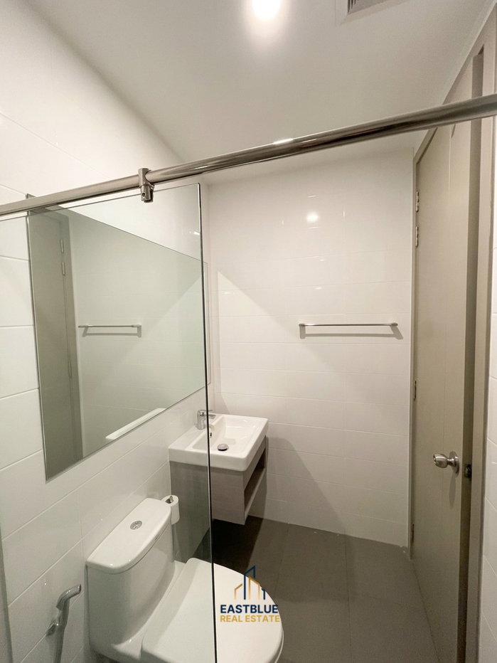 picture For Sale: KnightsBridge Prime Onnut Condo ð Near BTS On Nut - 8/9