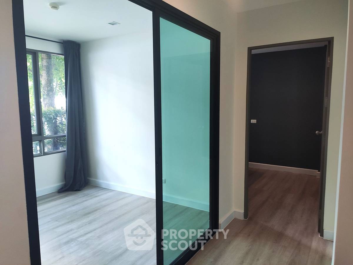 picture 2-BR Condo at Metro Luxe Ratchada near MRT Huai Khwang (ID 1760369) - 5/11