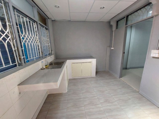 picture FOR RENT  TOWNHOUSE PROPERTY  10000 BAHT per MONTH - 5/7