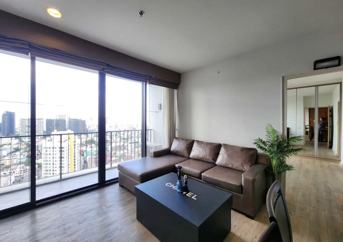 รูป 🔥 ขายด่วน! คอนโดส่วนตัวใจกลางลาดพร้าว 🏡
เพียง 5.29 ล้าน! วิวสวย พร้อมอยู่ The Issara Ladprao - รูปที่ 2/8