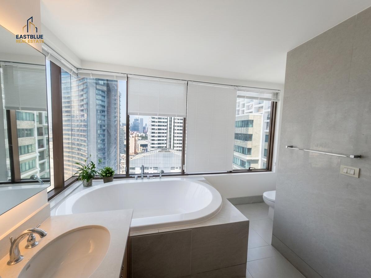 picture 👑 The Emporio Place for Rent - 3 Bed 165 sqm,, Near BTS Phrom Phong - 9/9
