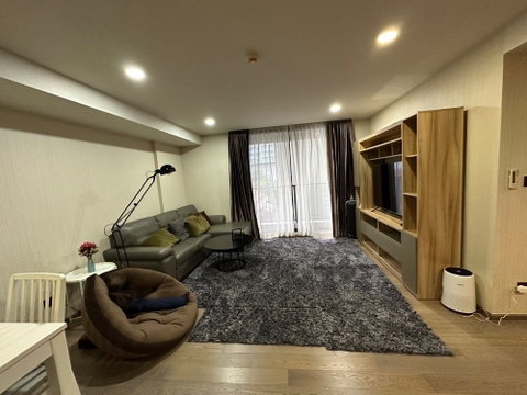 🏢 Luxury condo KLASS SARASIN in the heart of the city
Private, 2 bedrooms, only 18 million! 💥