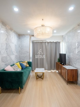 For Sale: Spacious 2-Bedroom Condo at Supalai Park Talat Phlu Station! 🌳