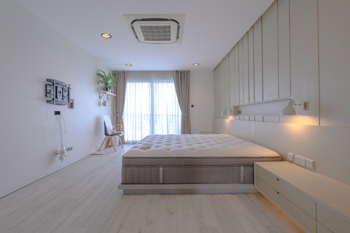 รูป 🏡✨ ขายทาวน์โฮมหรูหลังมุม SPACE ลาดพร้าว–เหม่งจ๋าย | รีโนเวทใหม่ทั้งหลัง Double Space สูง 6 เมตร พร้อม Home Office และ Music Studio - รูปที่ 4/18