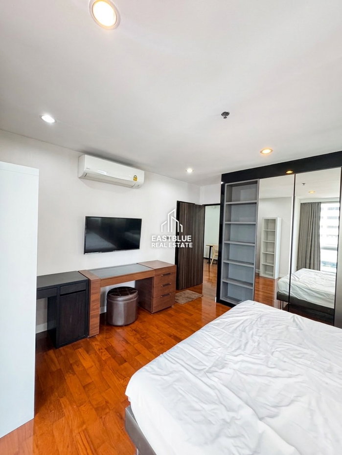 picture Rent Baan Siri Silom 🏡✨ Your Urban Oasis Awaits! - 6/9