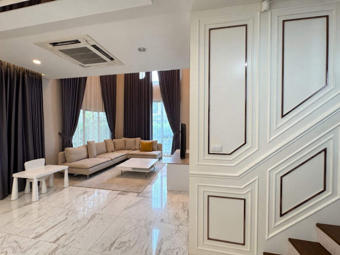 รูป บ้านมุมแปลงใหญ่! ตกแต่งใหม่ทั้งหลัง พร้อมอยู่!! ขายบ้านเดี่ยว สราญสิริ ศรีวารี 2 (Saransiri Srivaree 2) 69 ตร.ว. ใกล้สนามบินสุวรรณภูมิ | #TPI-3535 - รูปที่ 5/18