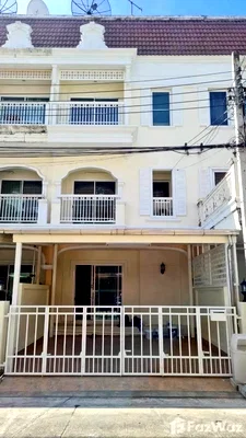 Townhouses for rent Thonburi Vocational College : Newly Renovated 3-Storey Townhouse at Metro Park Sathorn 6872339