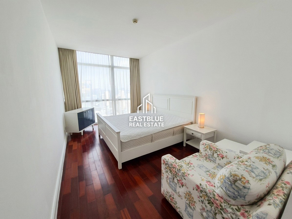 picture Luxury Condo for Rent at Athenee Residence 🏙️ Spacious 5 Beds, Ploen Chit - 4/9