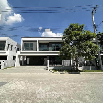 4-BR 289 Sqm House At Centro Bangna, Bang Kaeo (ID 3420650)