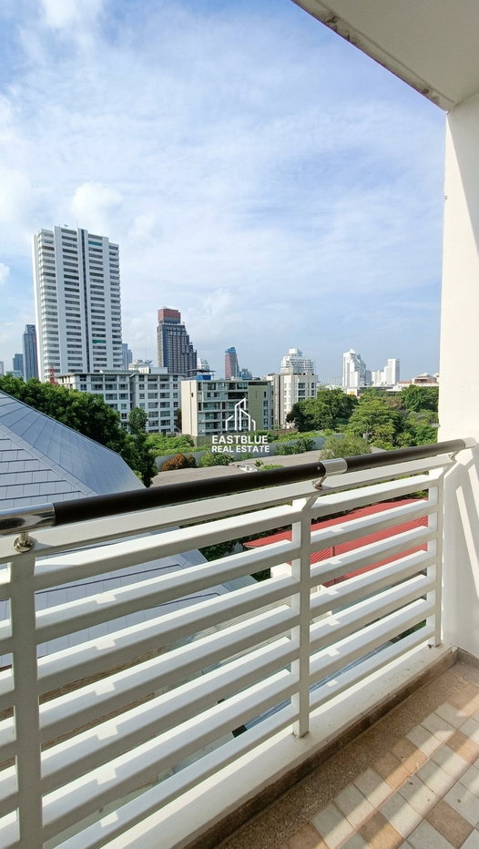 picture For Sale: Avenue 61 Condo - Prime Location near BTS Ekkamai! ✨ - 8/9