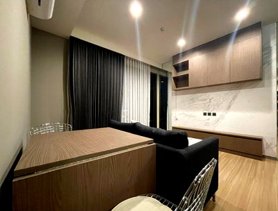 Condos for sale : For Sale: M Jatujak 2-Bedroom Near BTS Mo Chit 🏙️