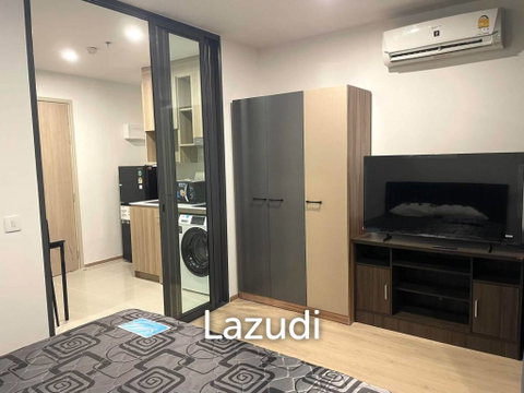 Life Rama 4 - Asoke: Furnished 27 sqm Condo on Floor 11 in Khlong Toei
