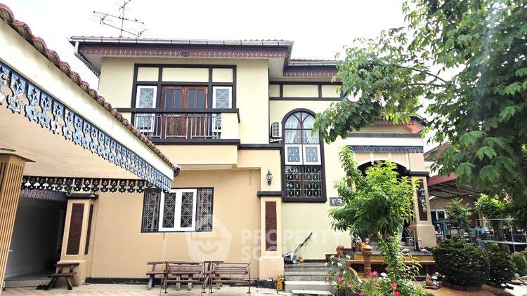 picture 4-BR 200 Sqm House At Narisa Thonburirom Village (ID 3421872) - 1/16