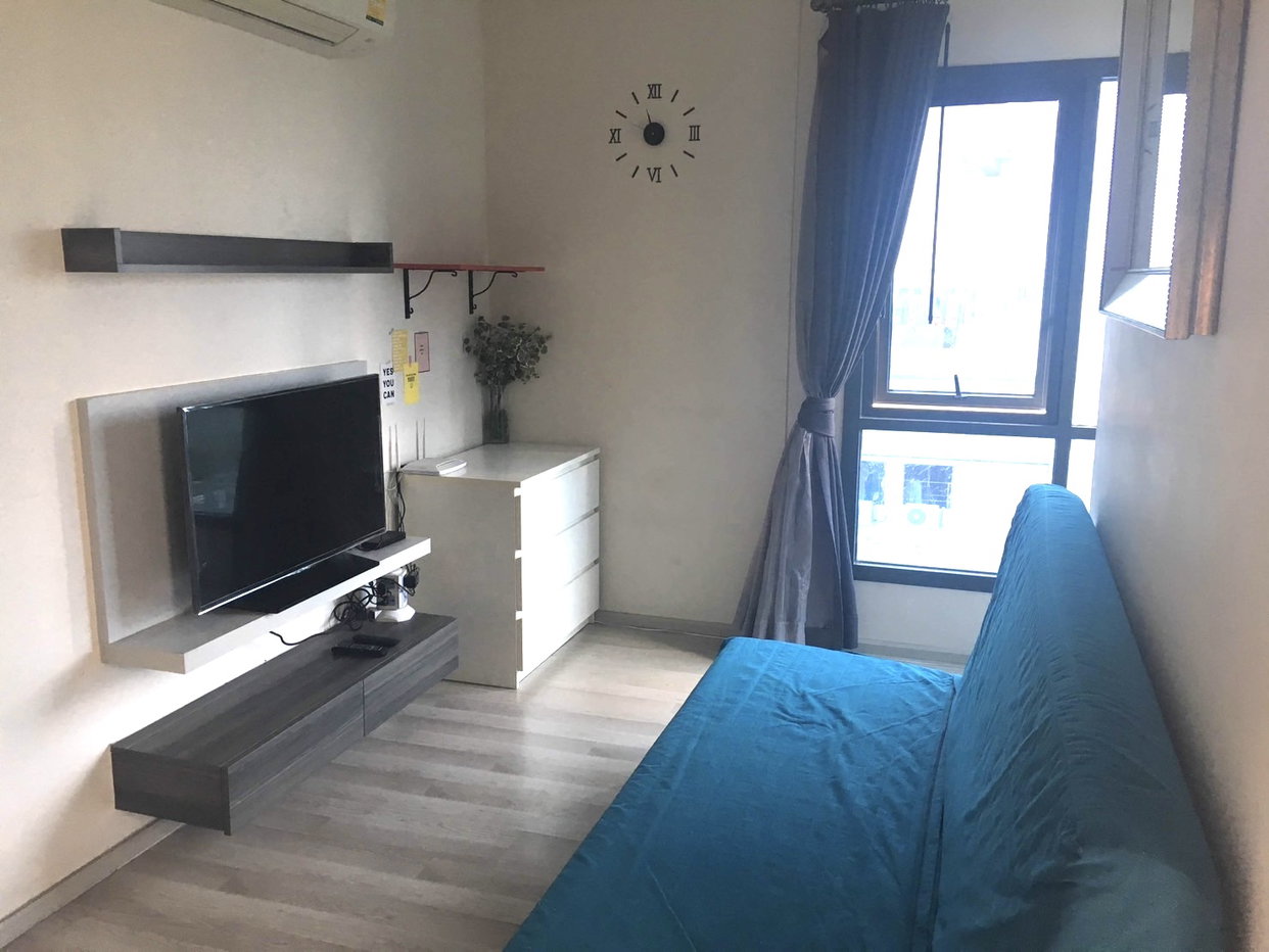 picture For Sale: Centric Ratchada-Huai Khwang, 2 Beds on near MRT 🏙️ - 1/9