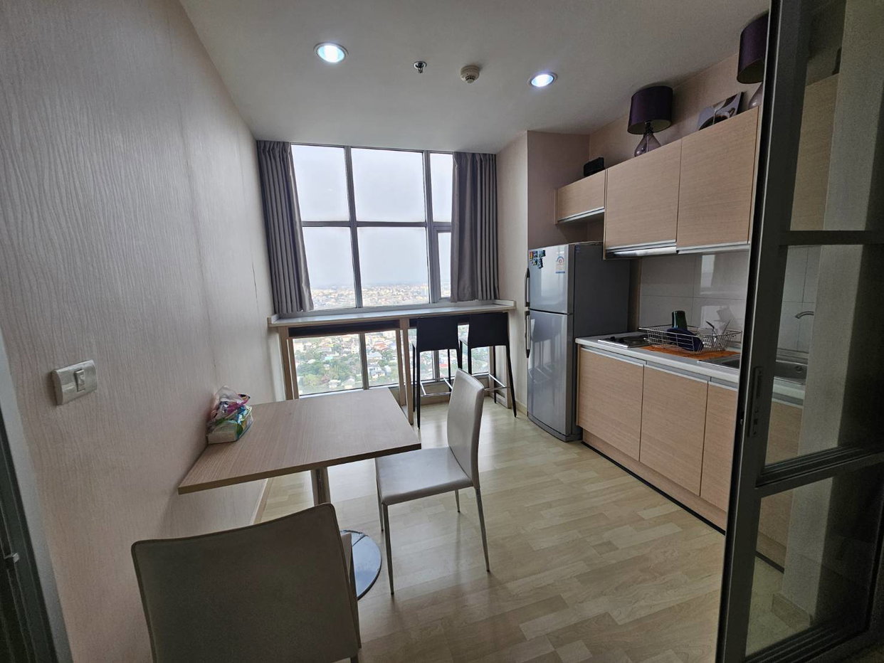 picture For Sale: RHYTHM Ratchada Condo 🏙️ Prime Location! - 4/8