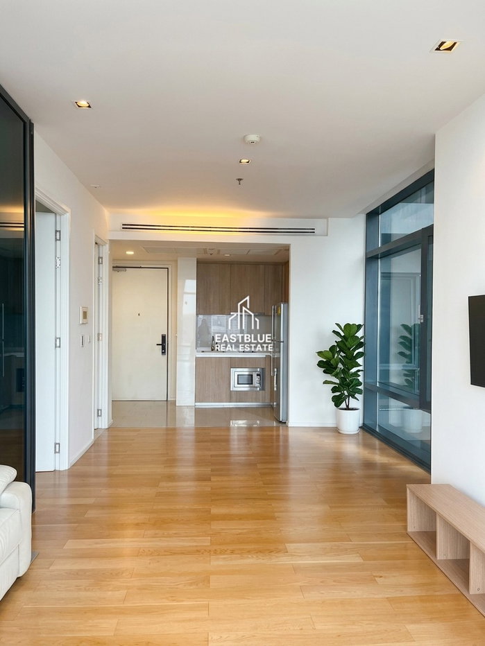 picture For Rent: Luxury 1-Bedroom Condo at Circle Living Prototype near MRT Phetchaburi - 3/9