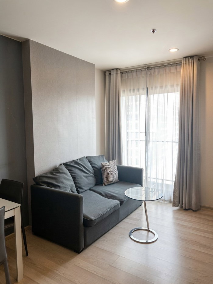 picture For Sale: Centric Ratchada-Huai Khwang 2-Bed, Near MRT Huai Khwang ð - 2/9