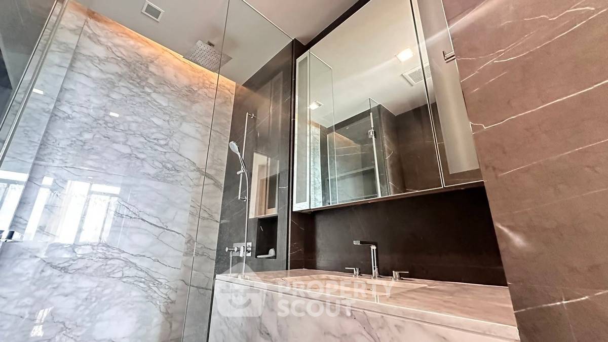 picture Spacious 2-BR 125 Sqm At The Monument Thonglo For Sale (ID 3414572) - 12/13