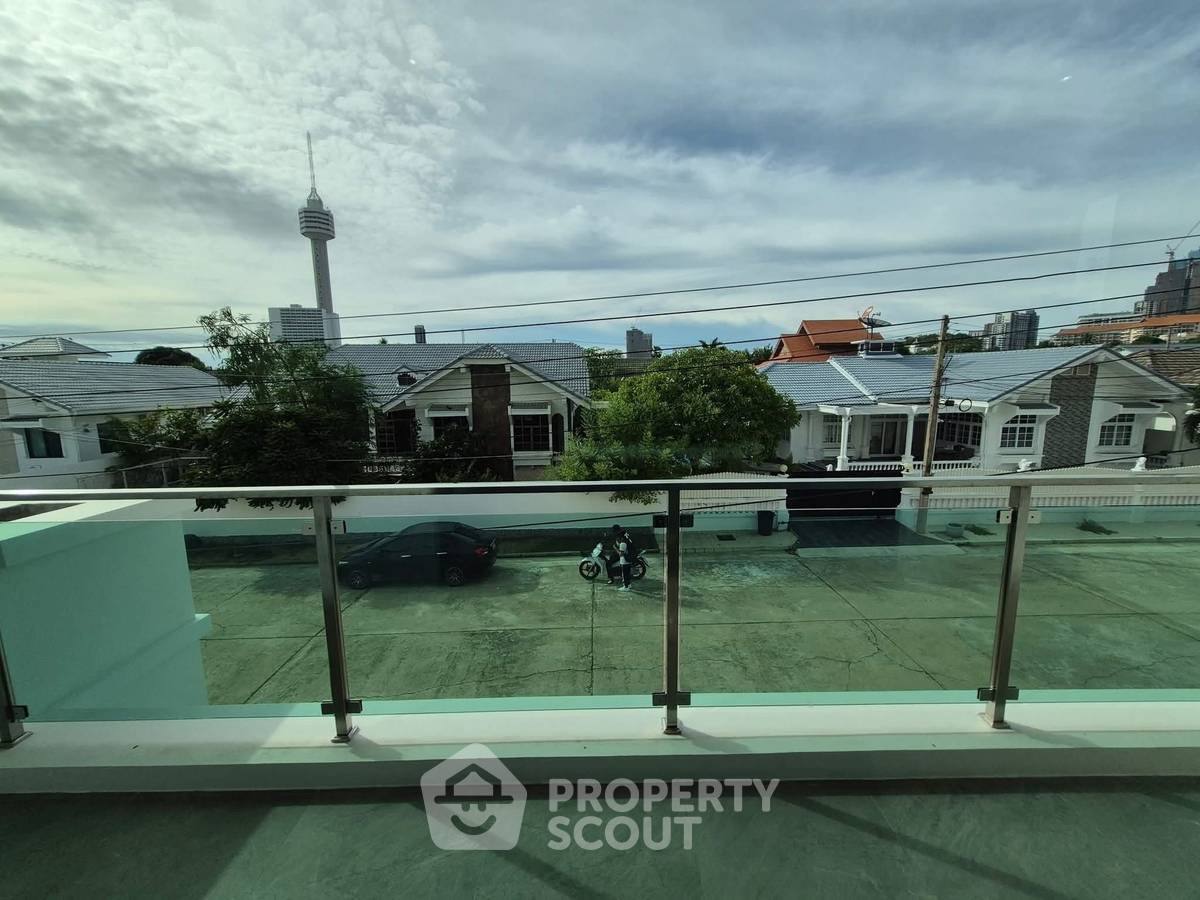 รูป คอนโด 5-ห้องนอน ที่ เดอะ แกรนด์ จอมเทียน พัทยา บีช ใกล้ หาดจอมเทียน (ID 3420262) - รูปที่ 17/21