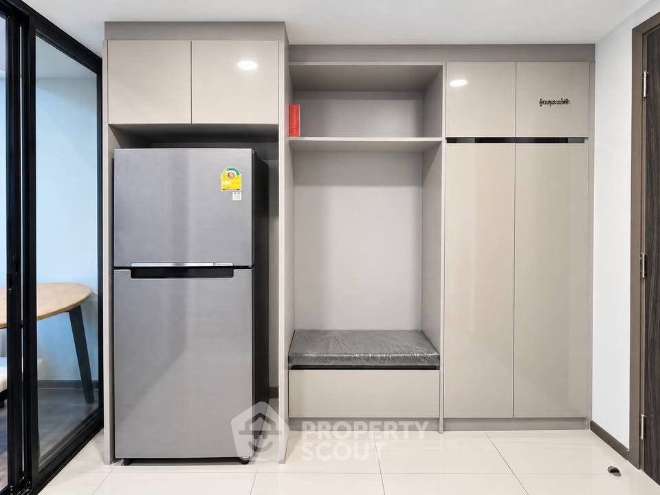 รูป ห้อง 1 ห้องนอน ราคาคุ้มค่า ชั้น 15 KnightsBridge Space Rama 9 ใกล้ MRT พระราม 9 (ID 3421402) - รูปที่ 2/13
