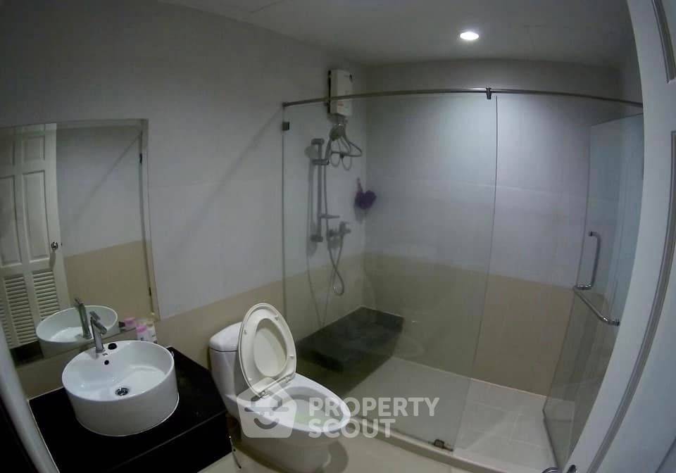 รูป คอนโด 2 ห้องนอน ขาย Sukhumvit Living Town ใกล้ MRT เพชรบุรี (ID 1001509) - รูปที่ 9/10
