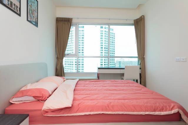 picture For Sale Life Ratchadapisek 2BR 46 sqm near MRT Huai Khwang THB 4.1M 🌆 - 4/8