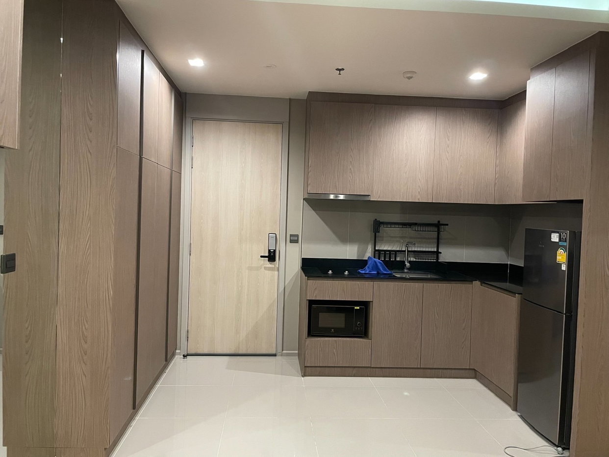 picture For Sale: M Jatujak 2-Bedroom Near BTS Mo Chit 🏙️ - 2/8