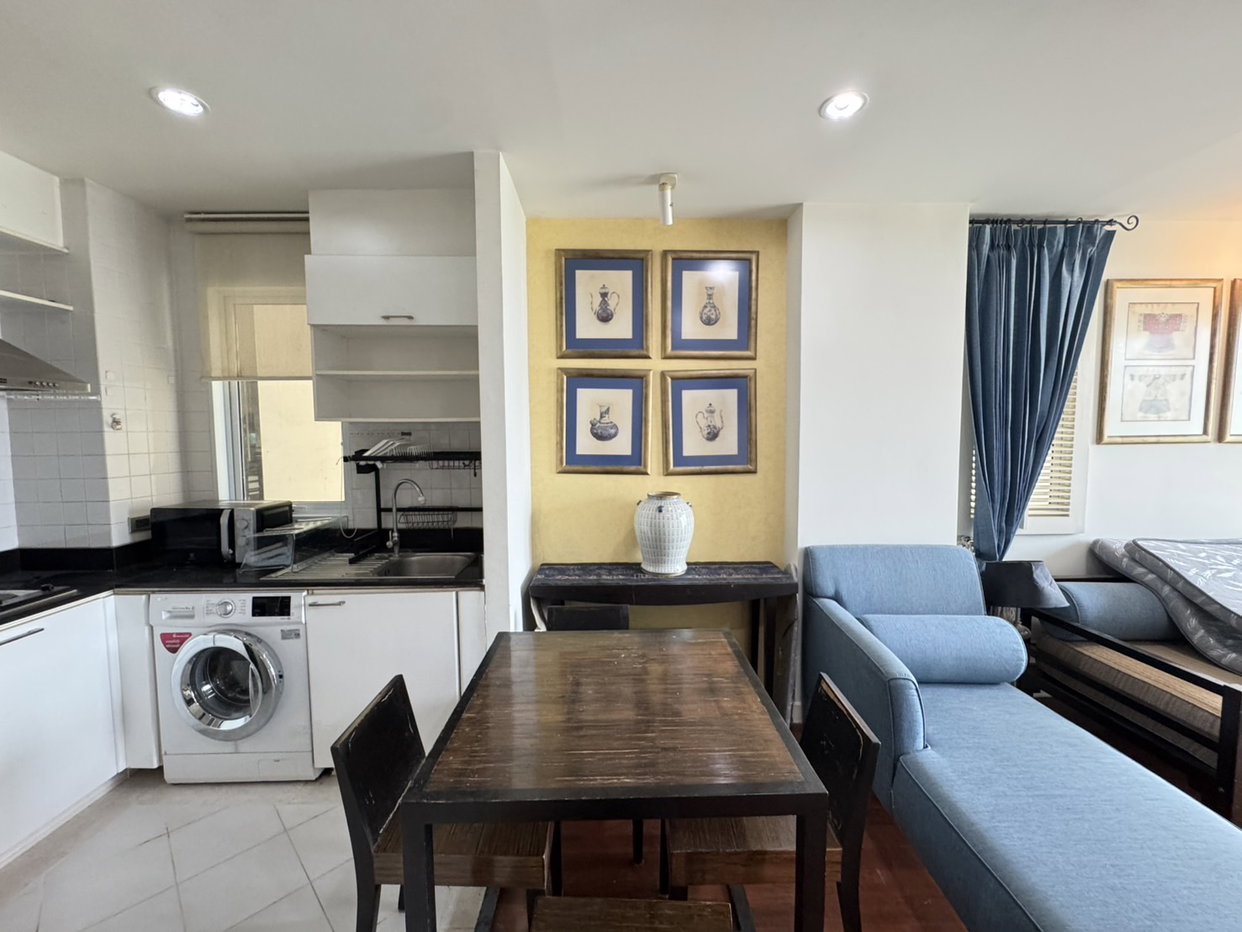 picture For Sale: Baan Siri Silom Condo near BTS Surasak ðĄ - 4/9