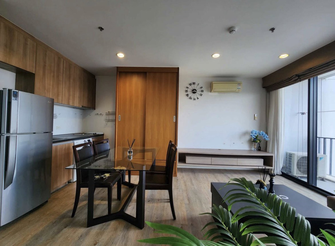 รูป 🔥 ขายด่วน! คอนโดส่วนตัวใจกลางลาดพร้าว 🏡
เพียง 5.29 ล้าน! วิวสวย พร้อมอยู่ The Issara Ladprao - รูปที่ 4/8