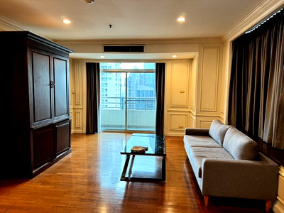 Condos for sale : Awesome 3-bedroom condo in the heart of Chidlom, ready to move in!
Grand Langsuan only 28.9 million, next to BTS Chidlom