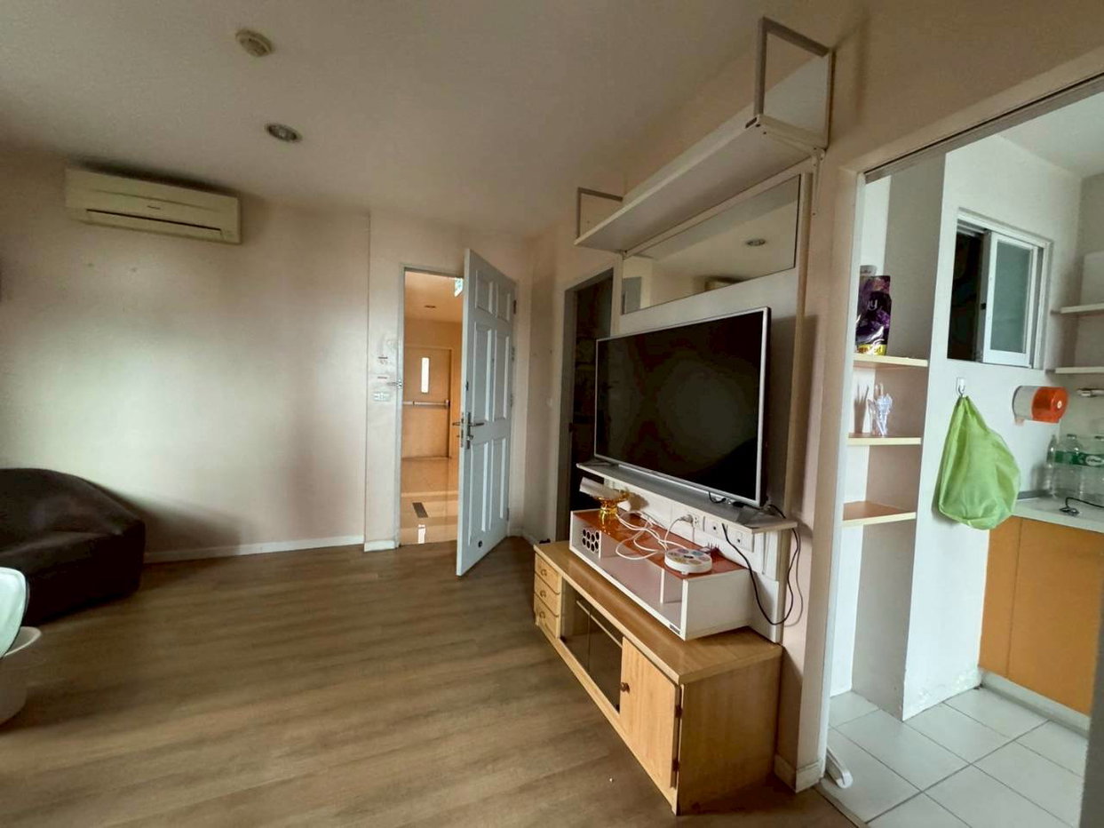 picture For Sale: Condo Life@Ratchada - Huaikhwang 📍 1 Bedroom, Prime Location! - 4/9