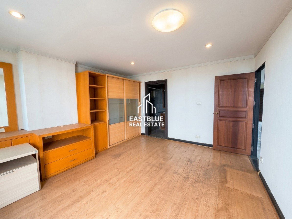 picture For Sale: Supalai Place Sukhumvit 39 Condo near BTS Phrom Phong - 5/9