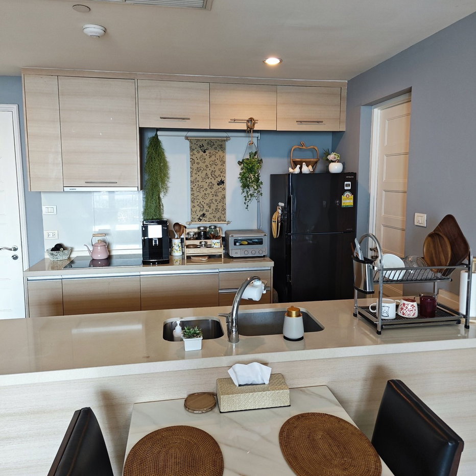 รูป คอนโดหรู Aguston Sukhumvit 22 2 ห้องนอน 90 ตรม. ใกล้ BTS กล้วยน้ำไท
เช่าเพียง 65,000 บาท/เดือน พร้อมสระว่ายน้ำ ฟิตเนส ครบครัน! - รูปที่ 2/8